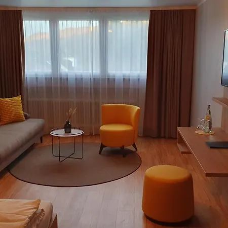 Uferdeck - Boutique Hotel Traben-Trarbach