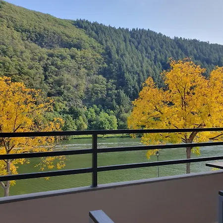 Uferdeck - Boutique Traben-Trarbach