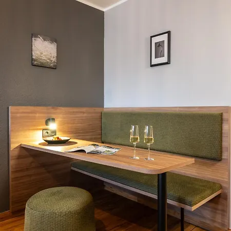 Uferdeck - Boutique Hotel *